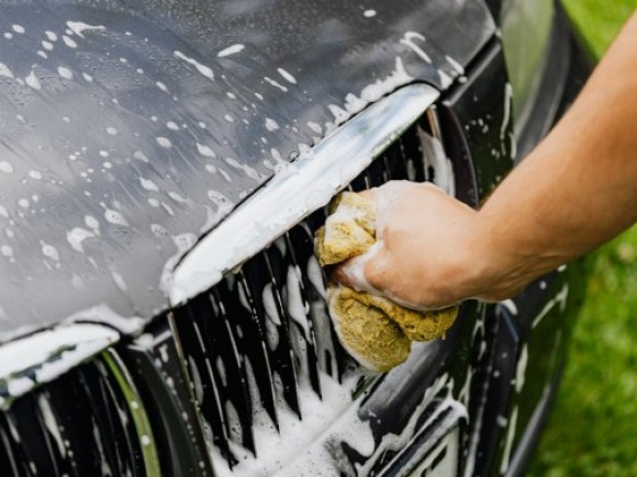 Hemija za pranje auta koja vraća sjaj
