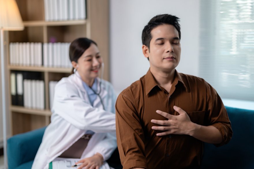 Muškarac kod doktora